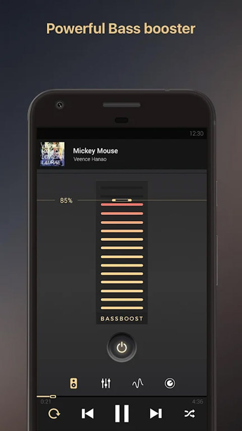 低音增强界面：等级滑条拉到 85%，BASSBOOST 字样